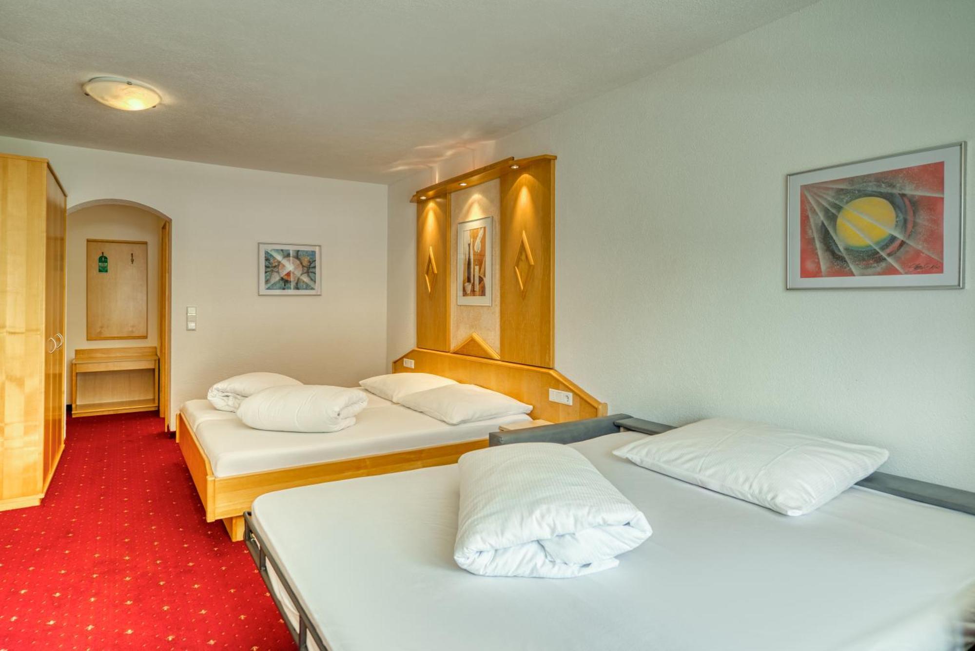 Hotel Alpen-Royal Йерценс Экстерьер фото